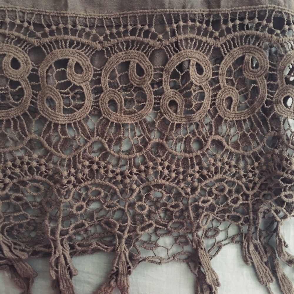 URBAN OUTFITTERS Crochet Tank Top - Picture 3 of 5
